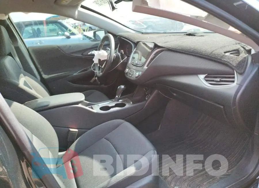 1G1ZB5ST1KF206913 Photo# 5