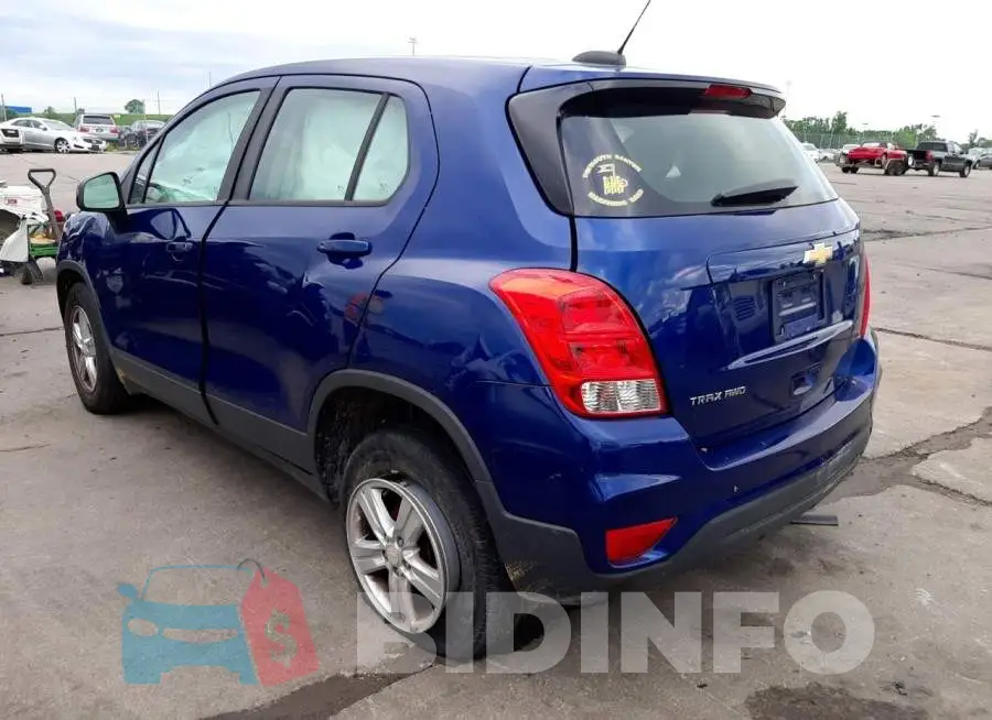 3GNCJNSB1HL208352 Photo# 3
