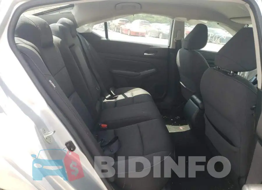 1N4BL4BV1LC180291 Photo# 6