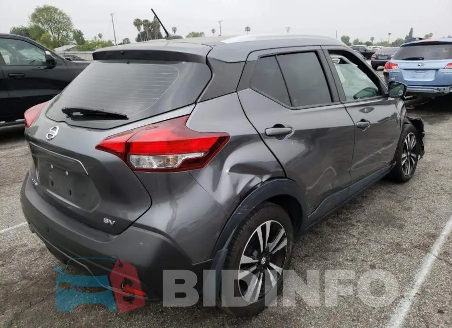 3N1CP5CU3JL501556 Photo# 4