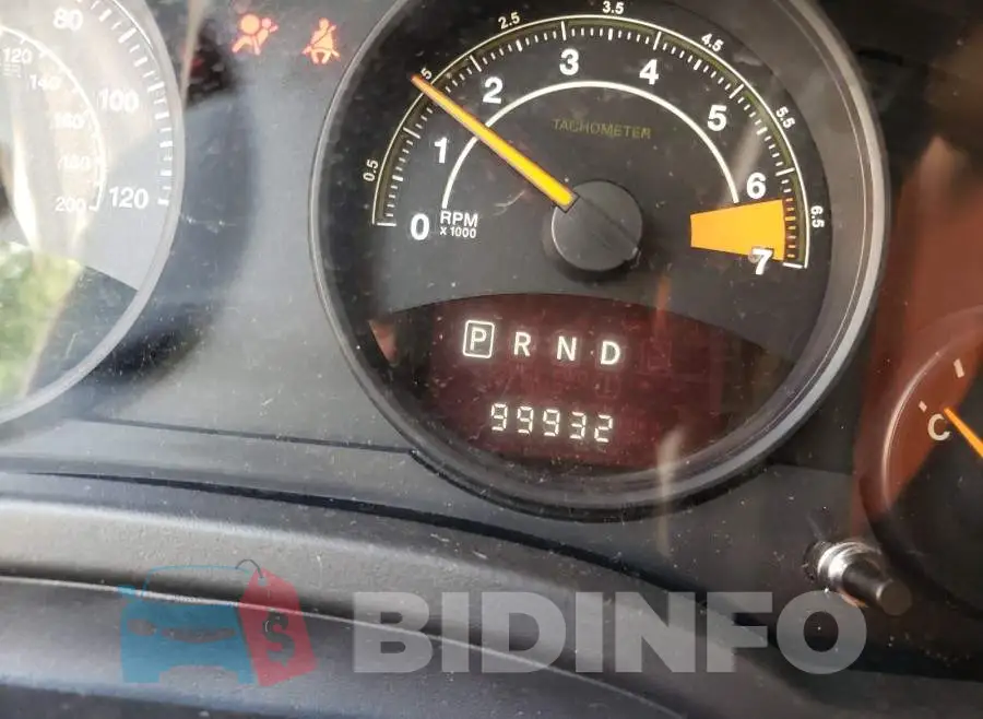 1C4NJRBB5GD509977 Photo# 8