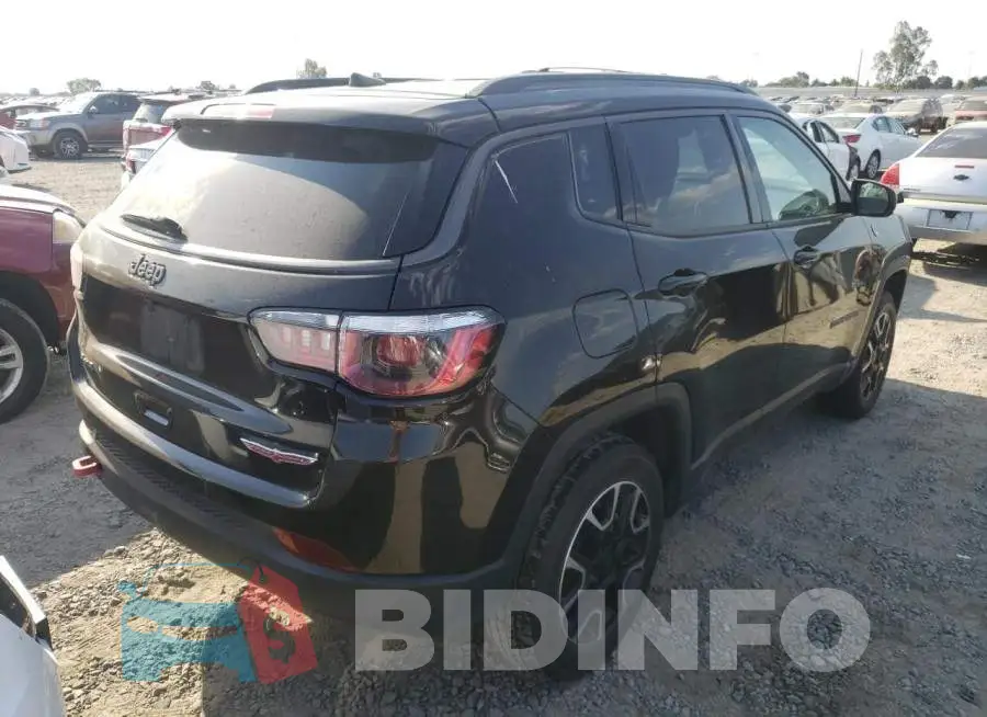 3C4NJDDB6LT170456 Photo# 4