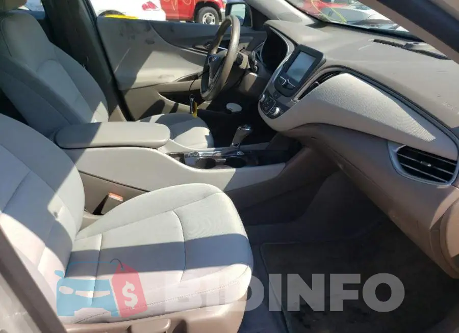 1G1ZB5ST5HF289884 Photo# 5