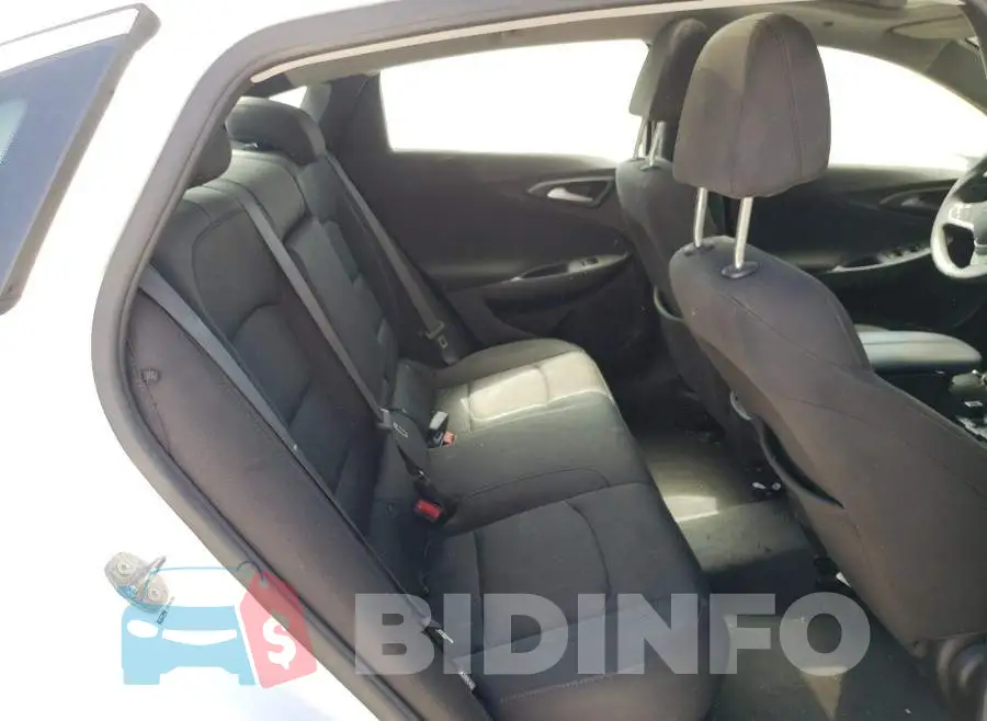 1G1ZD5ST3LF031866 Photo# 6