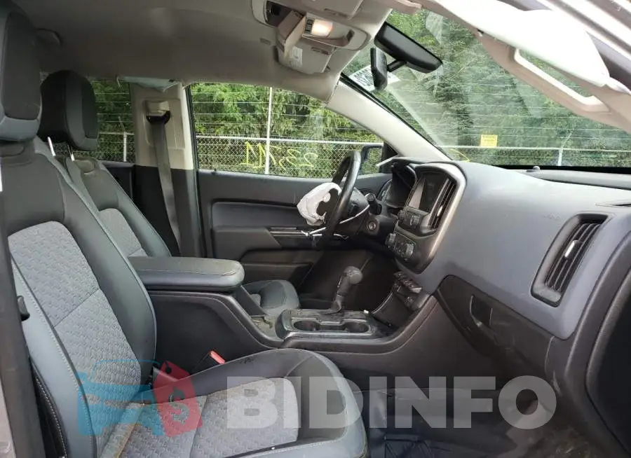 1GCGTDEN3M1139203 Photo# 5