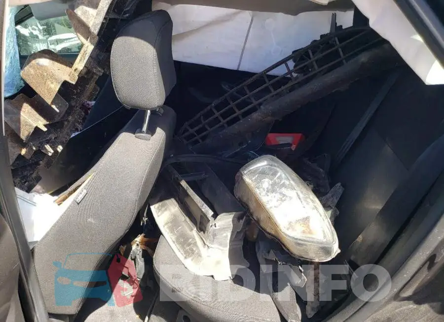 1FADP3K22HL244228 Photo# 6