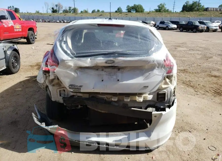 1FADP3K2XHL332539 Photo# 9