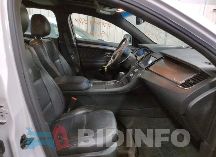 1FAHP2E82GG141653 Photo# 5