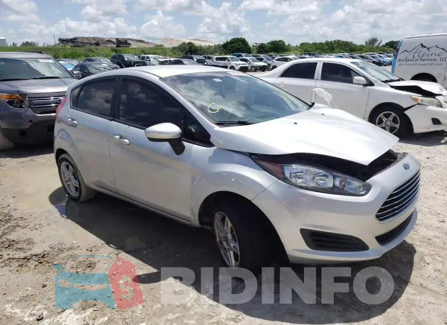 3FADP4EJ1KM107733 Photo# 1