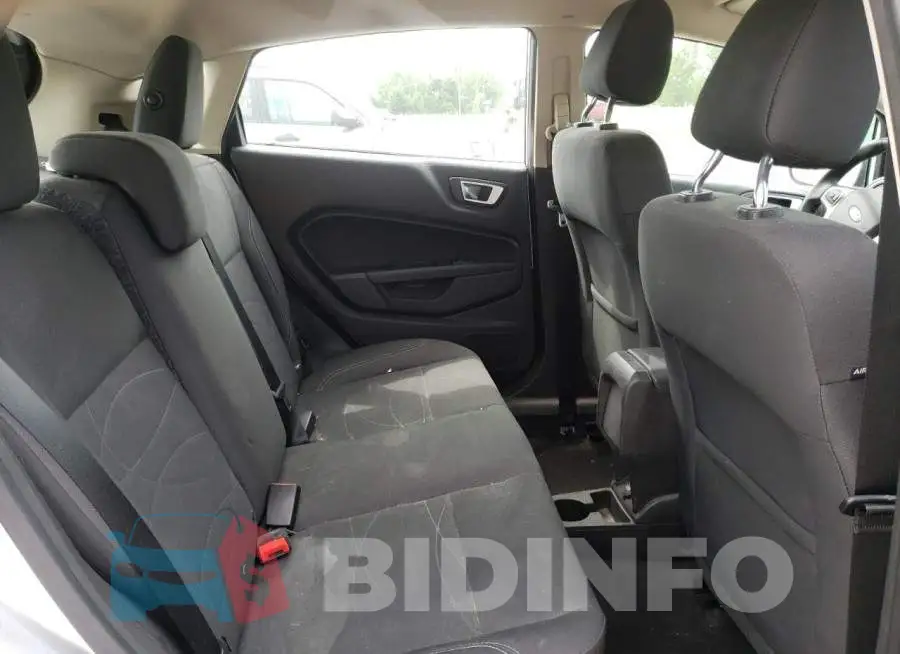 3FADP4EJ8GM130305 Photo# 6