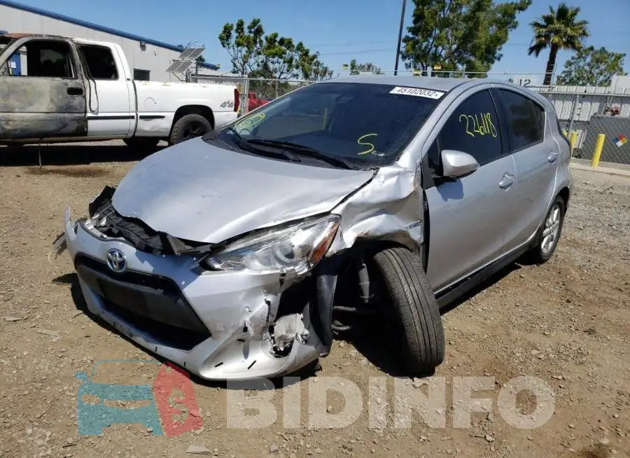 JTDKDTB32H1591895 Photo# 2