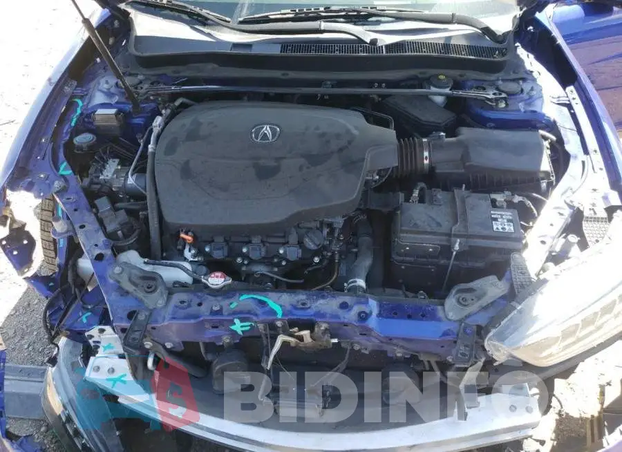 19UUB2F67JA005230 Photo# 7