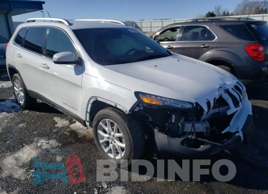 1C4PJLCB5JD615809 Photo# 1