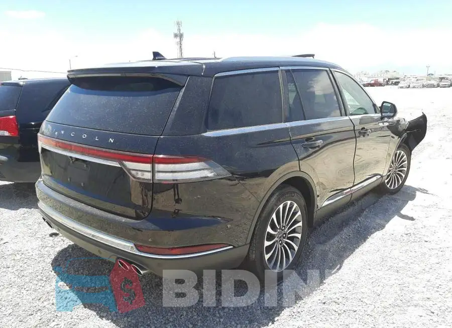 5LM5J7XC4MGL16034 Photo# 4