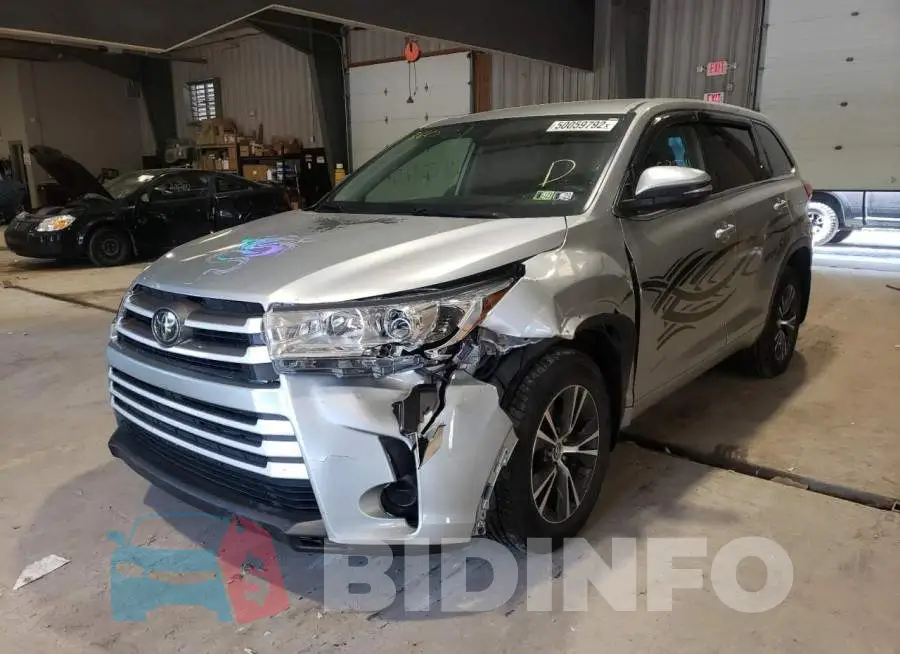5TDBZRFH3JS828686 Photo# 2
