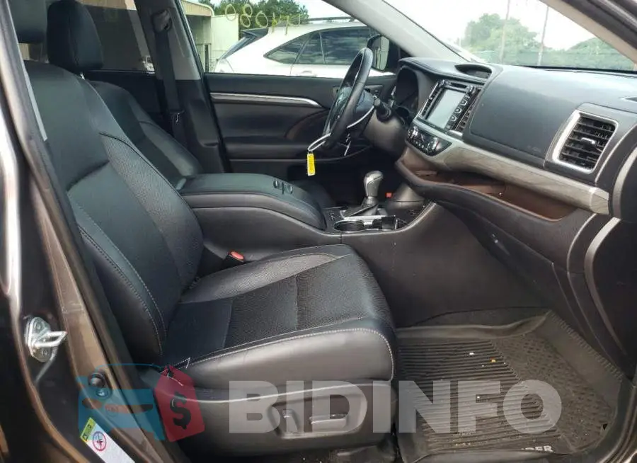 5TDDGRFH7KS054278 Photo# 5