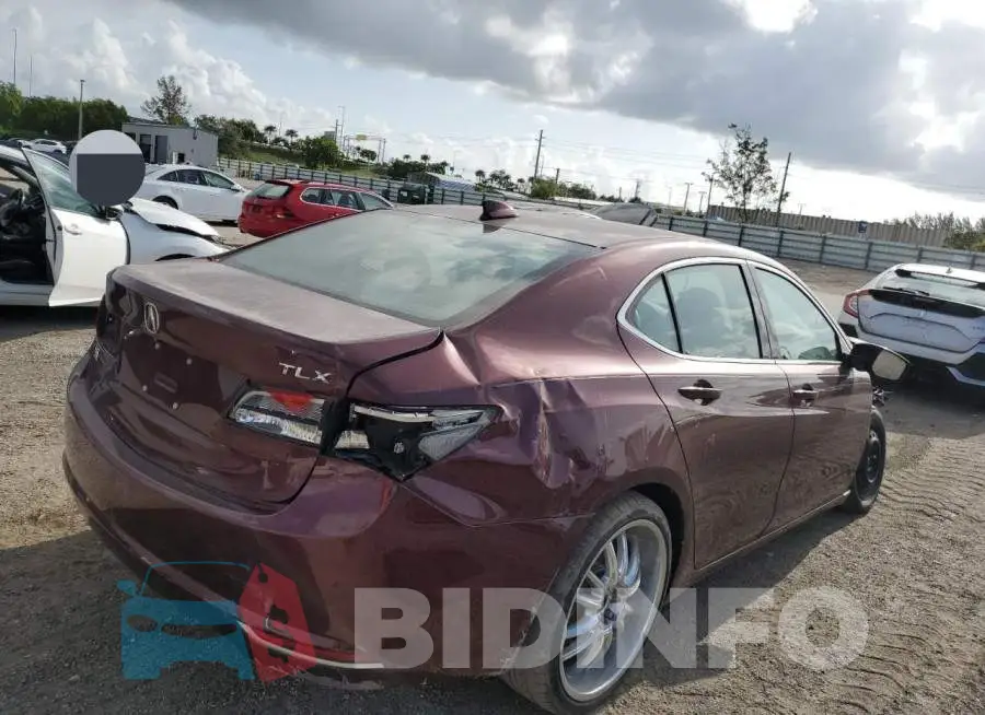 19UUB1F38GA008677 Photo# 4