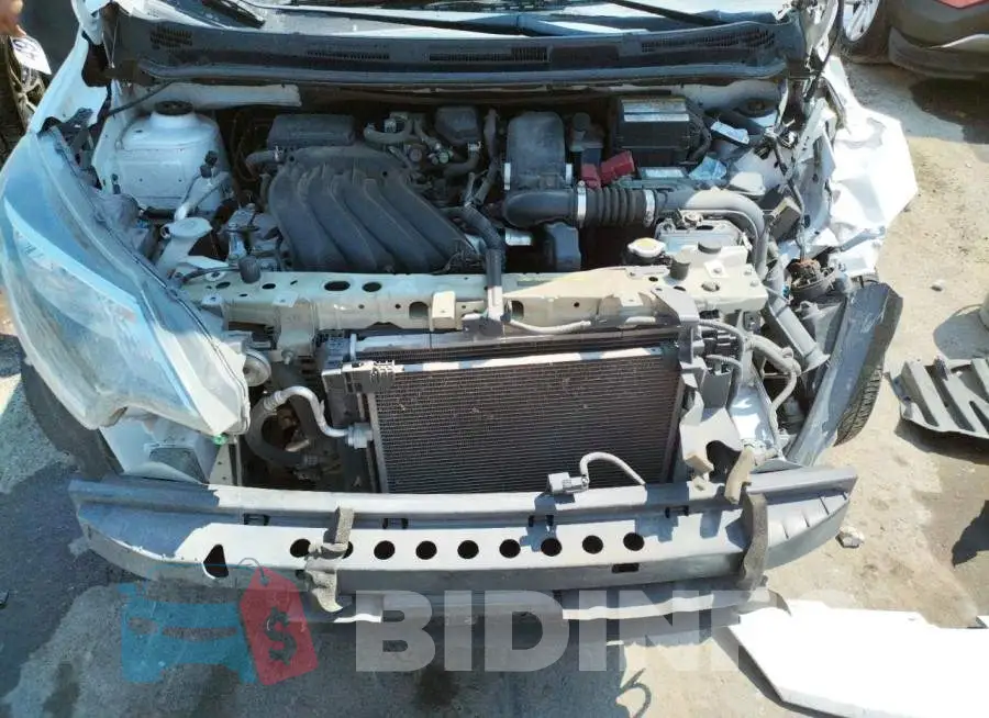 3N1CE2CPXJL351945 Photo# 7