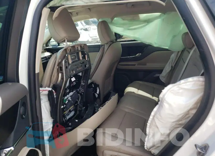 5LMCJ2D97MUL11771 Photo# 6