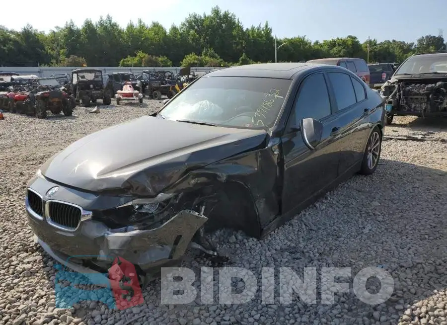WBA8A9C55GK617742 Photo# 2