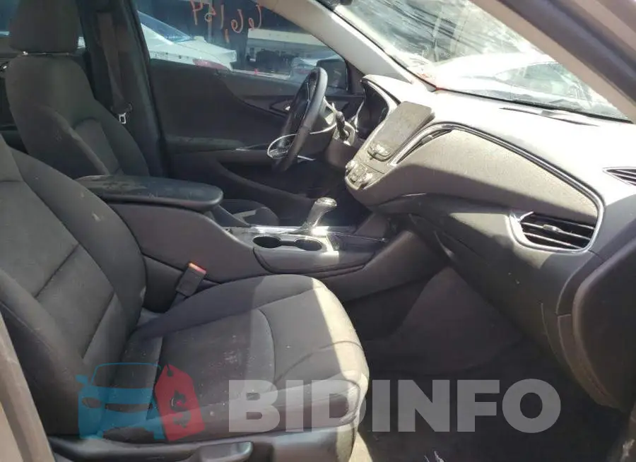 1G1ZD5ST8JF125867 Photo# 5