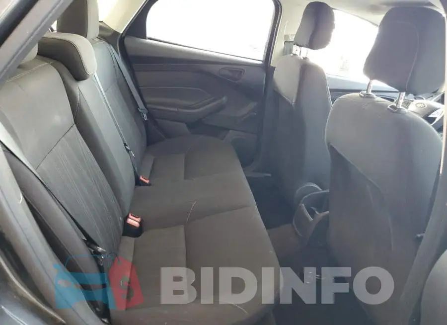 1FADP3E24GL389264 Photo# 6