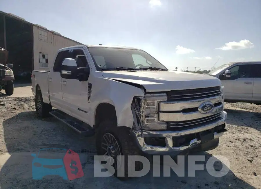 1FT7W2BT5JEB35639 Photo# 1
