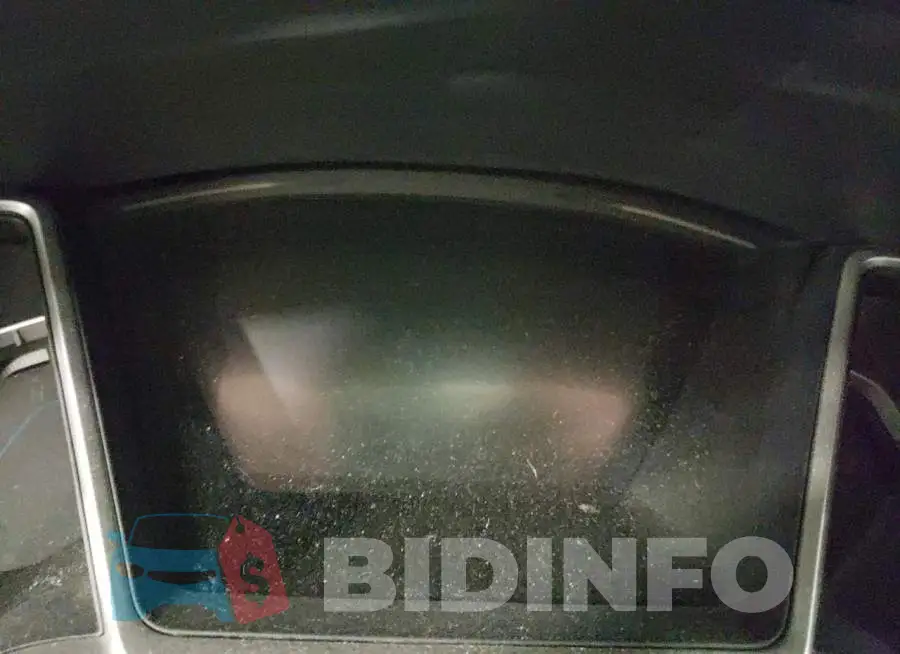 19XFC1F32JE001233 Photo# 8