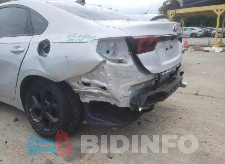 3KPF24AD1ME368813 Photo# 9