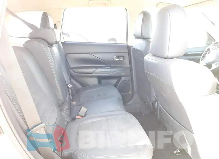 JA4AD3A38KZ042542 Photo# 6