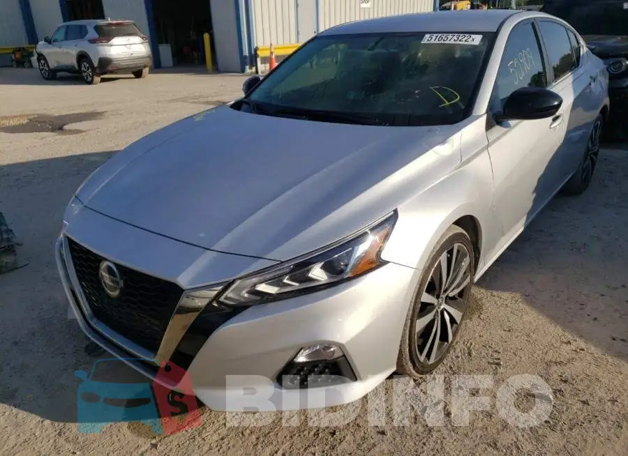 1N4BL4CV5KC128921 Photo# 2