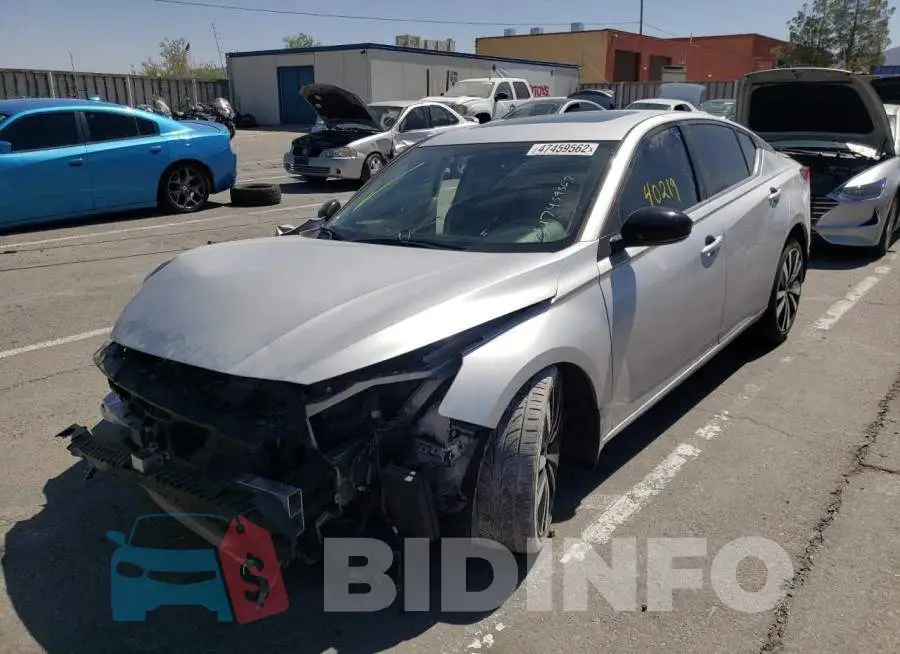 1N4BL4CV7KC216787 Photo# 2
