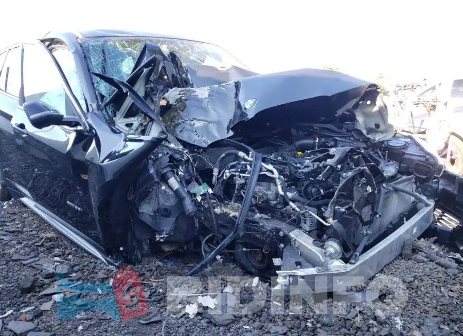 WBXHT3C39J5K23338 Photo# 9