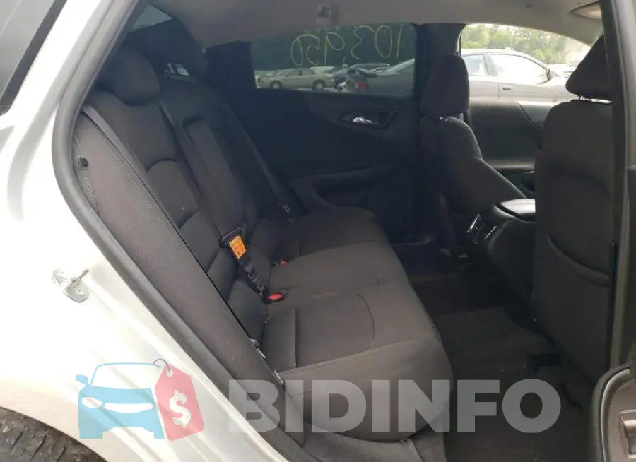 1G1ZD5ST2JF240609 Photo# 6