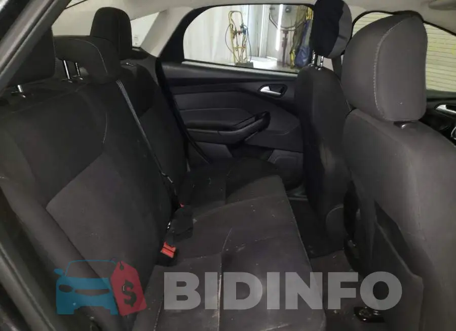 1FADP3F20GL313152 Photo# 6