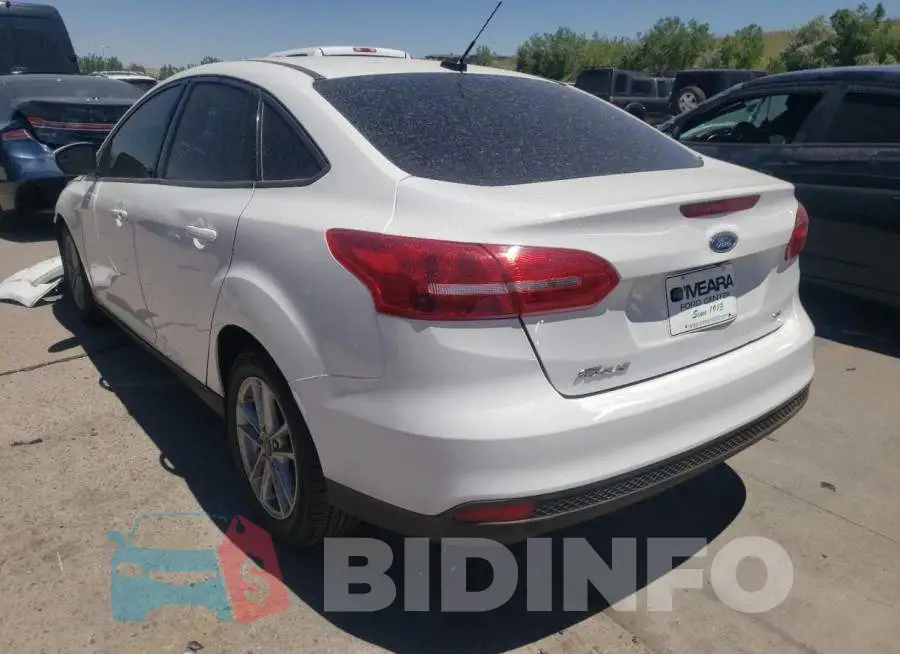 1FADP3F24HL211435 Photo# 3