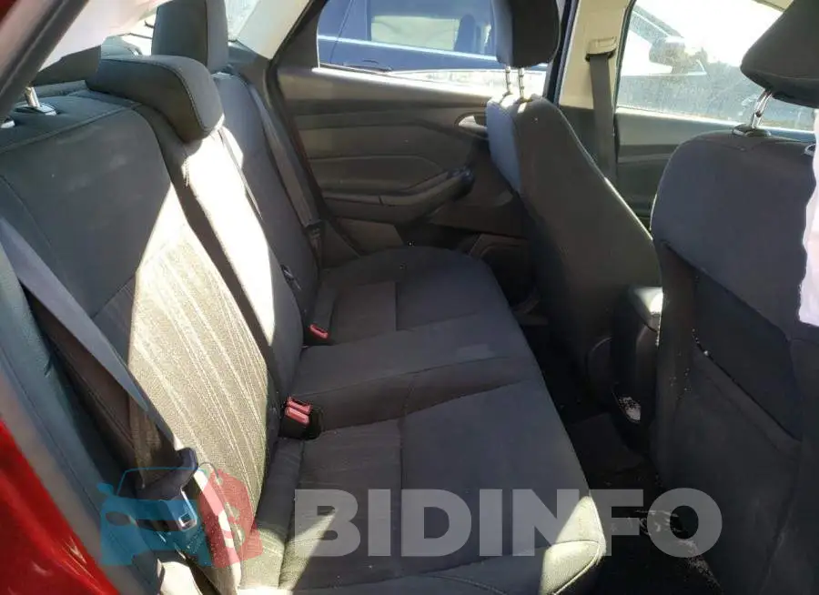 1FADP3F26GL398207 Photo# 6