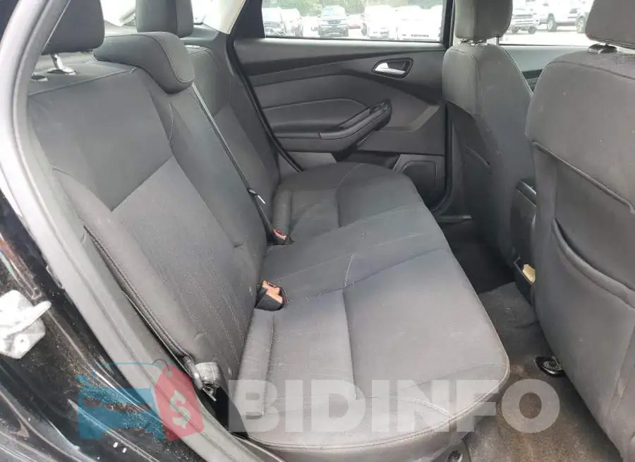 1FADP3F2XHL227106 Photo# 6
