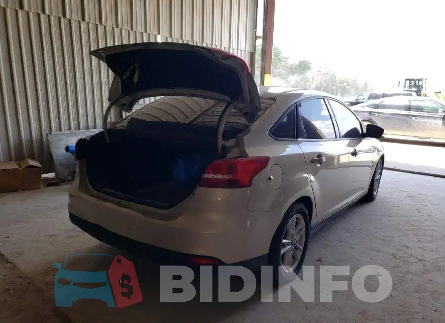 1FADP3F2XHL290948 Photo# 4