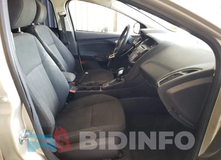 1FADP3F2XHL290948 Photo# 5