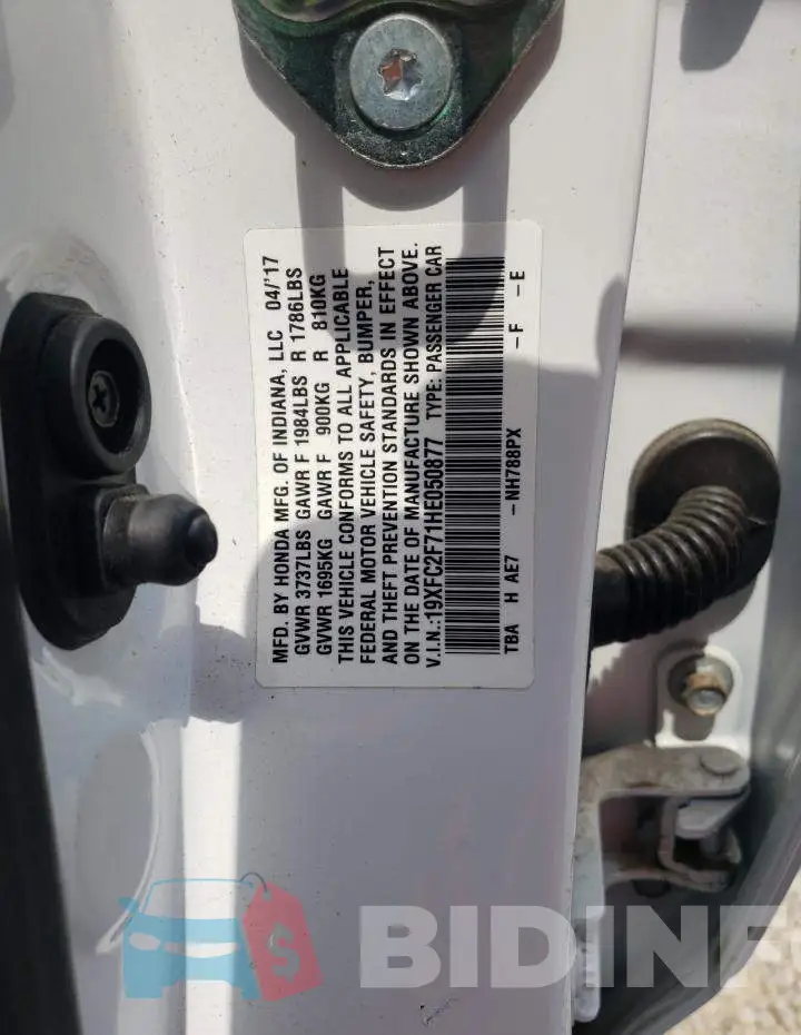 19XFC2F71HE050877 Photo# 10
