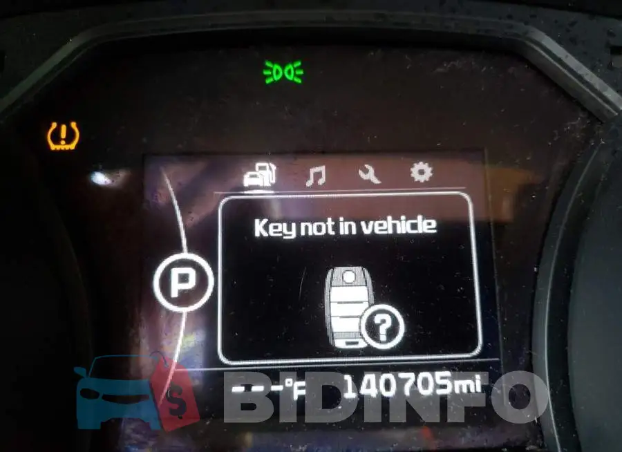 KNDMC5C15H6281442 Photo# 8