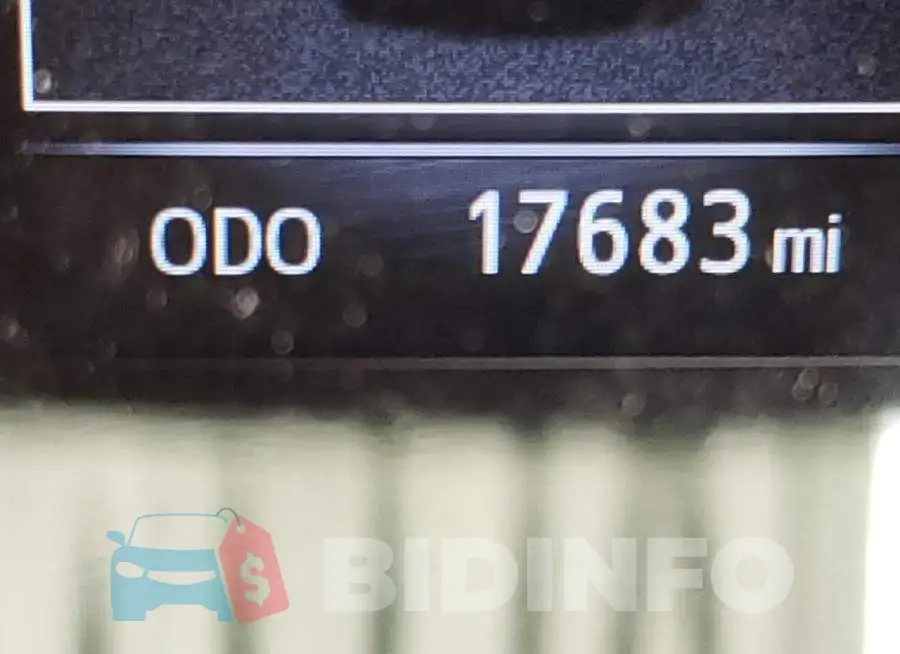 3TMCZ5AN1LM354962 Photo# 8