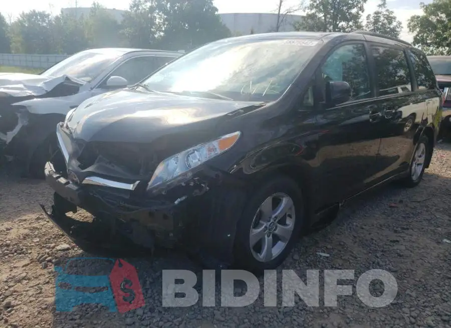 5TDKZ3DC0JS958607 Photo# 2