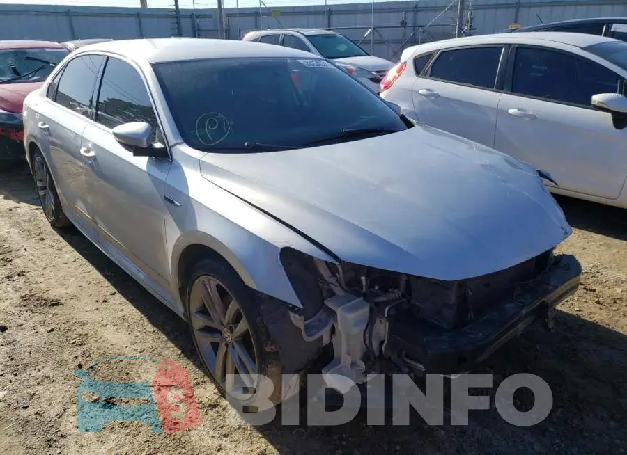 1VWDT7A32HC016637 Photo# 1