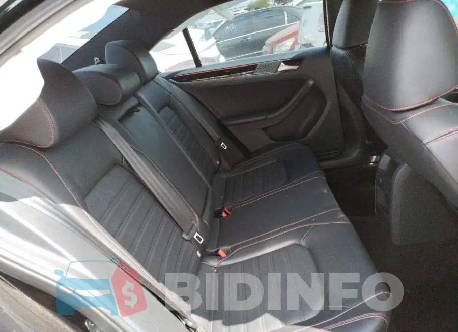 3VW4T7AJ0HM398566 Photo# 6