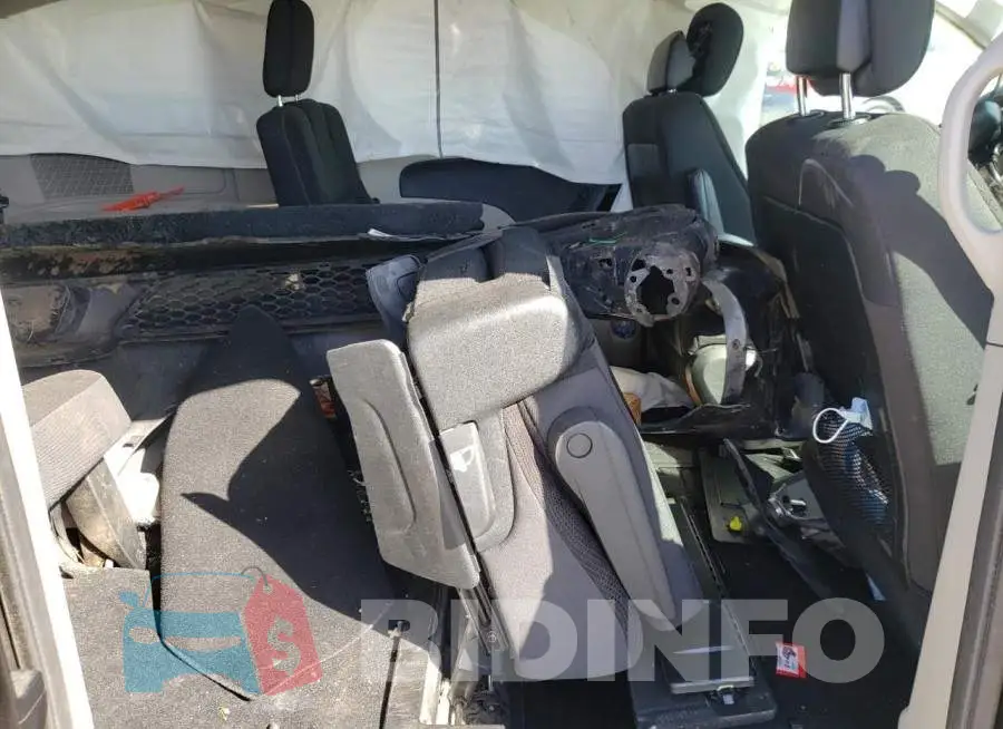 2C4RDGBG6KR502230 Photo# 6