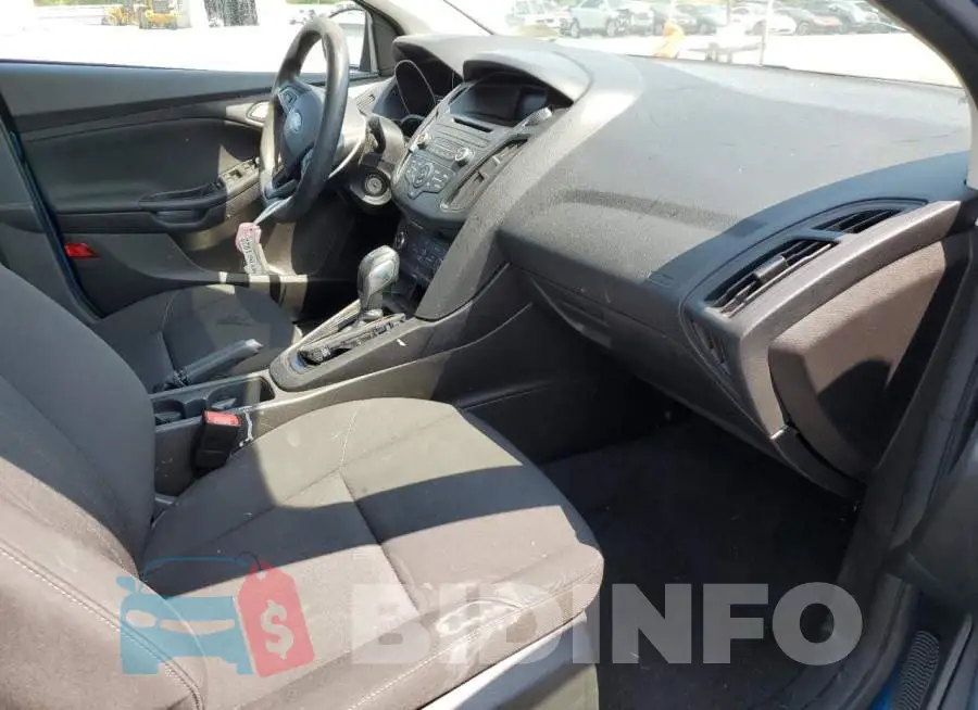 1FADP3F22GL390086 Photo# 5