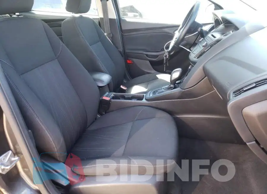1FADP3F27GL256514 Photo# 5
