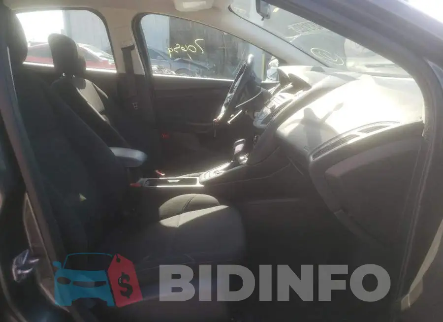 1FADP3F2XGL343405 Photo# 5